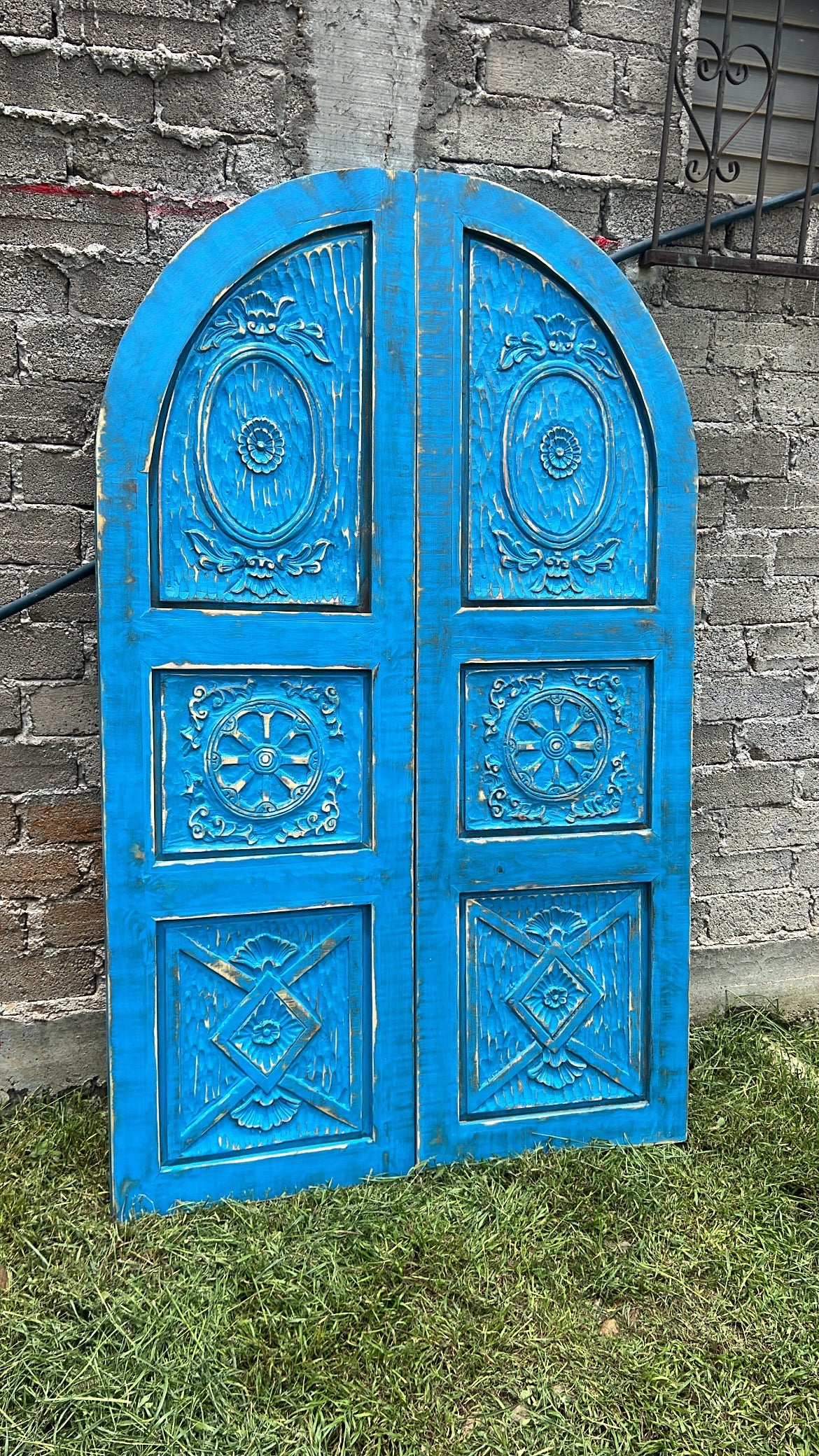 Marbella Carved Arch Doors