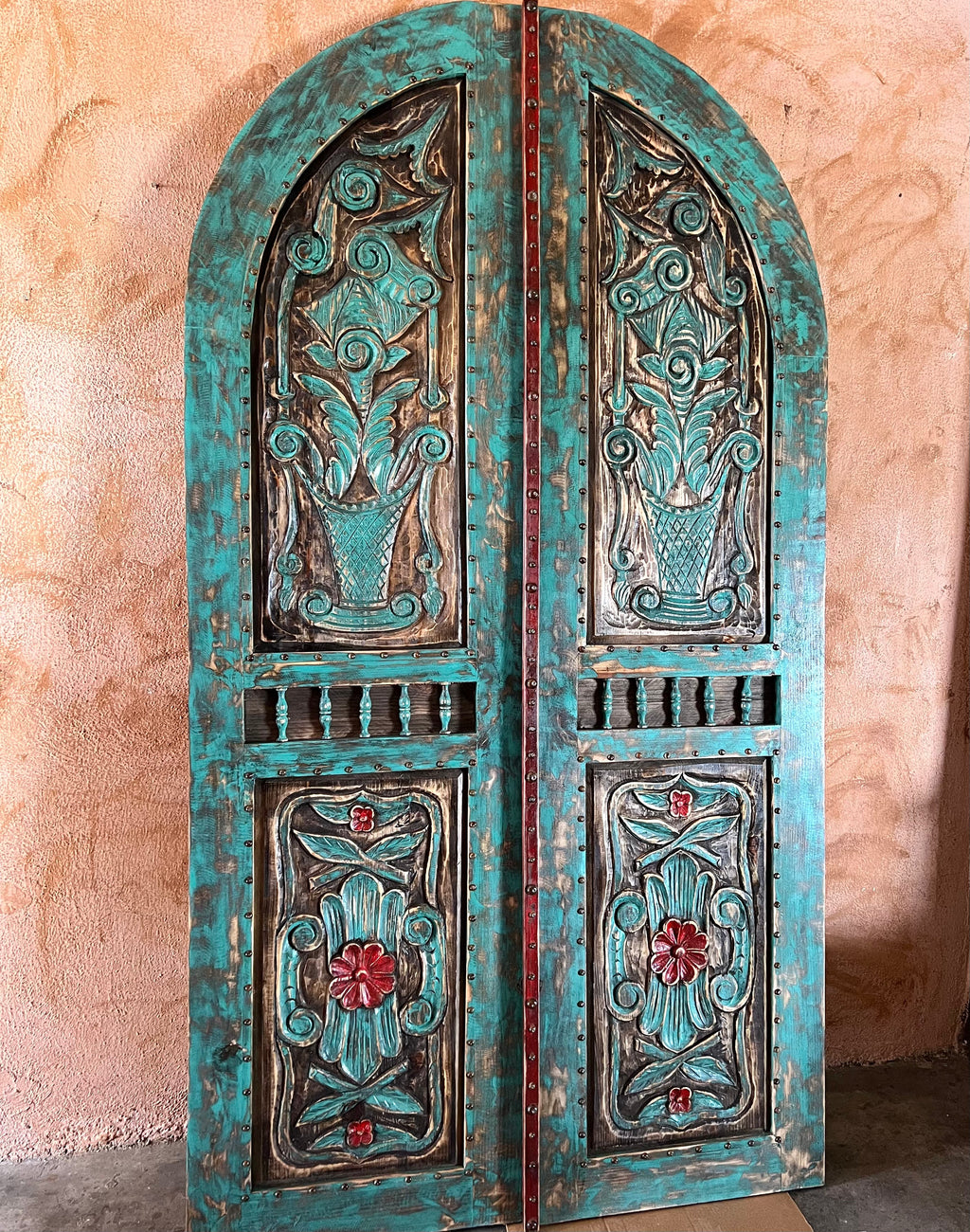 Artesia Carved Arch Door